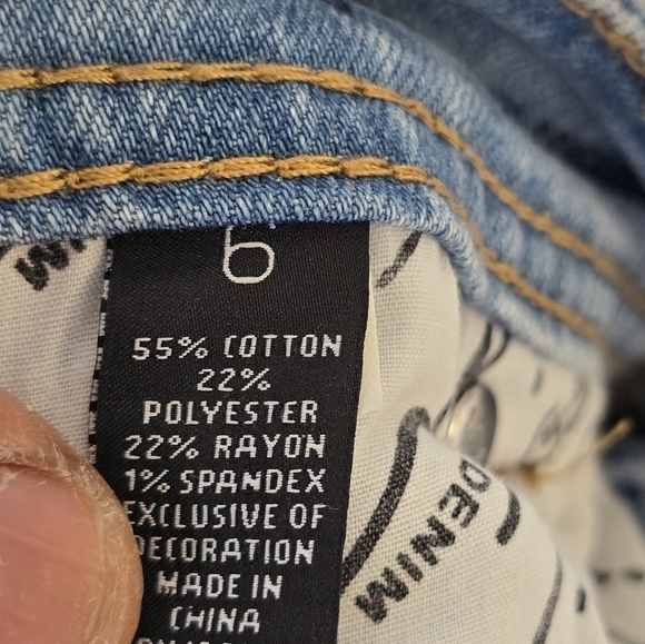 Inc International Jeans Women Sz 6 Blue 32×28 High Rise Embroidered Straight - Picture 15 of 15